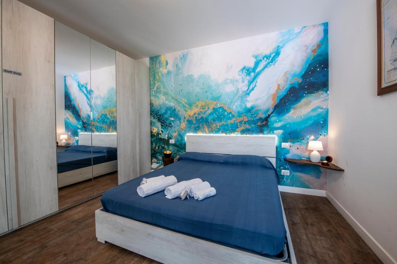 Apartmán Attico Luxury Con Parcheggio E Terrazza Vista Mozzafiato Janov Exteriér fotografie