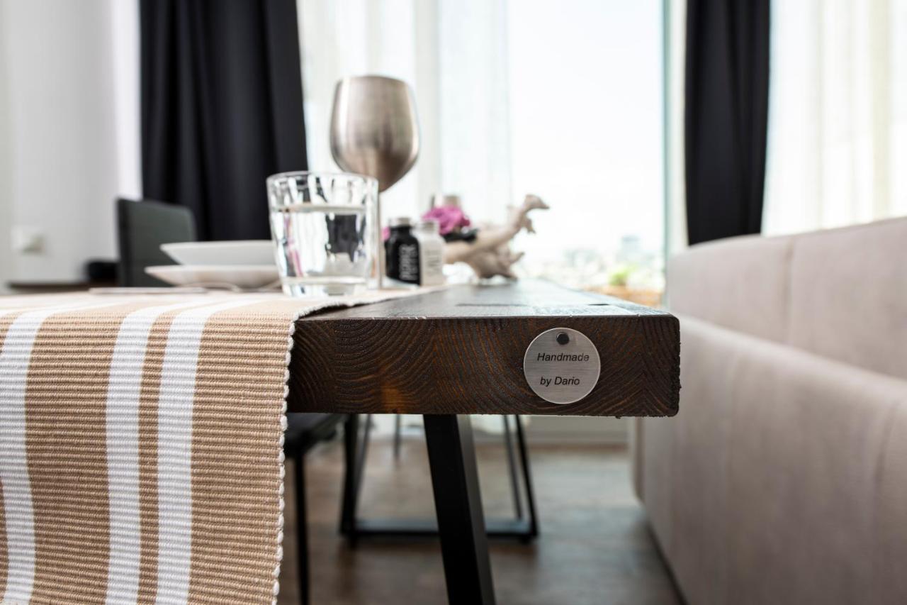Apartmán Attico Luxury Con Parcheggio E Terrazza Vista Mozzafiato Janov Exteriér fotografie