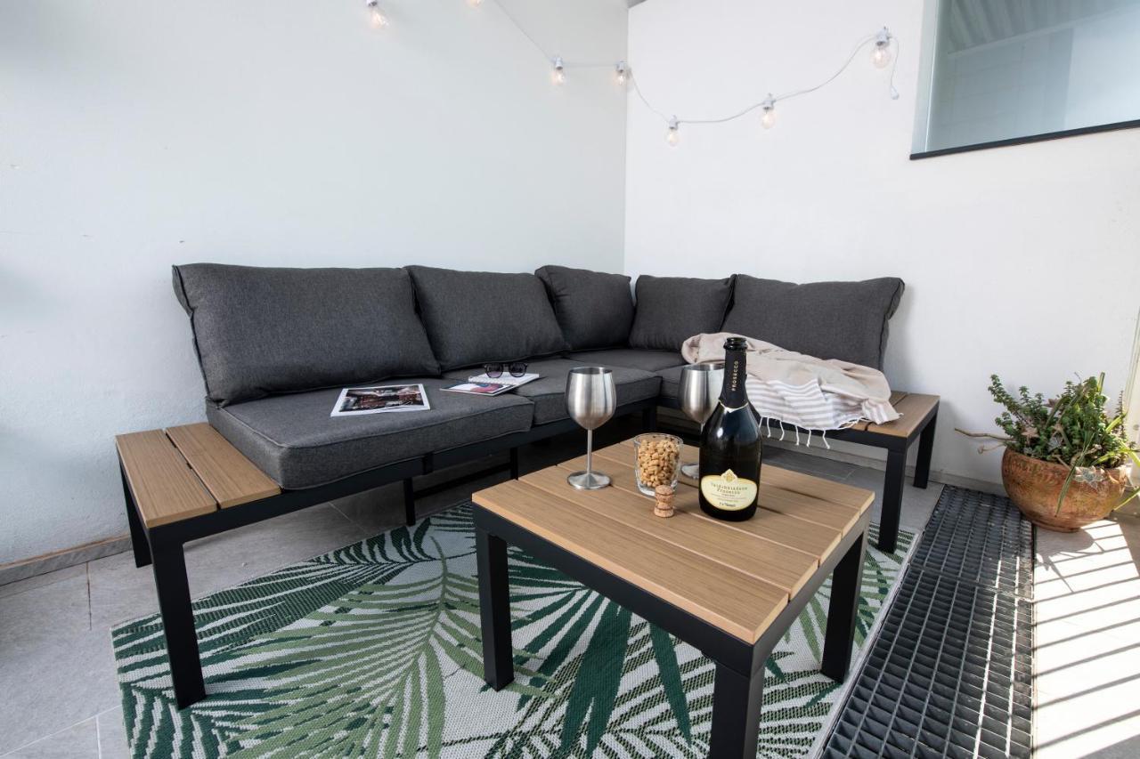 Apartmán Attico Luxury Con Parcheggio E Terrazza Vista Mozzafiato Janov Exteriér fotografie
