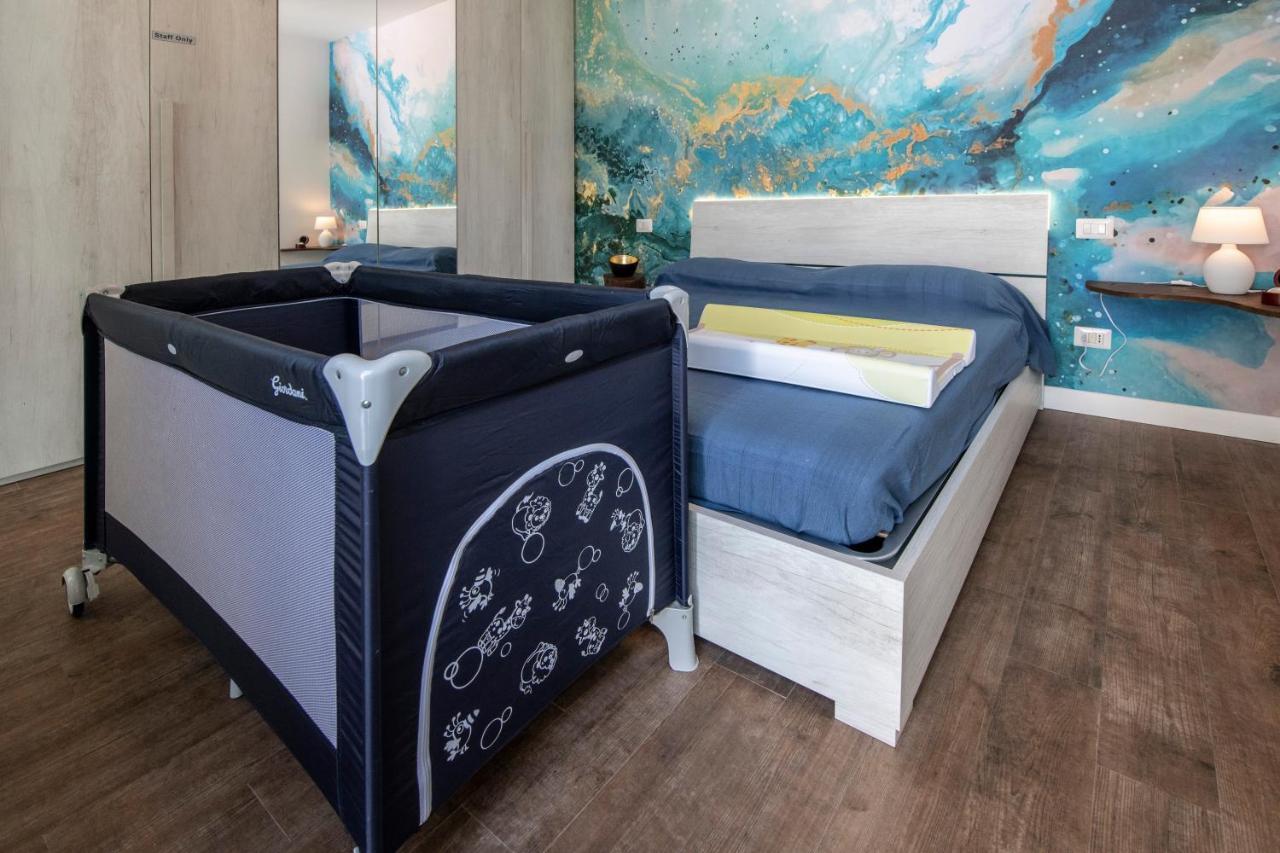 Apartmán Attico Luxury Con Parcheggio E Terrazza Vista Mozzafiato Janov Exteriér fotografie