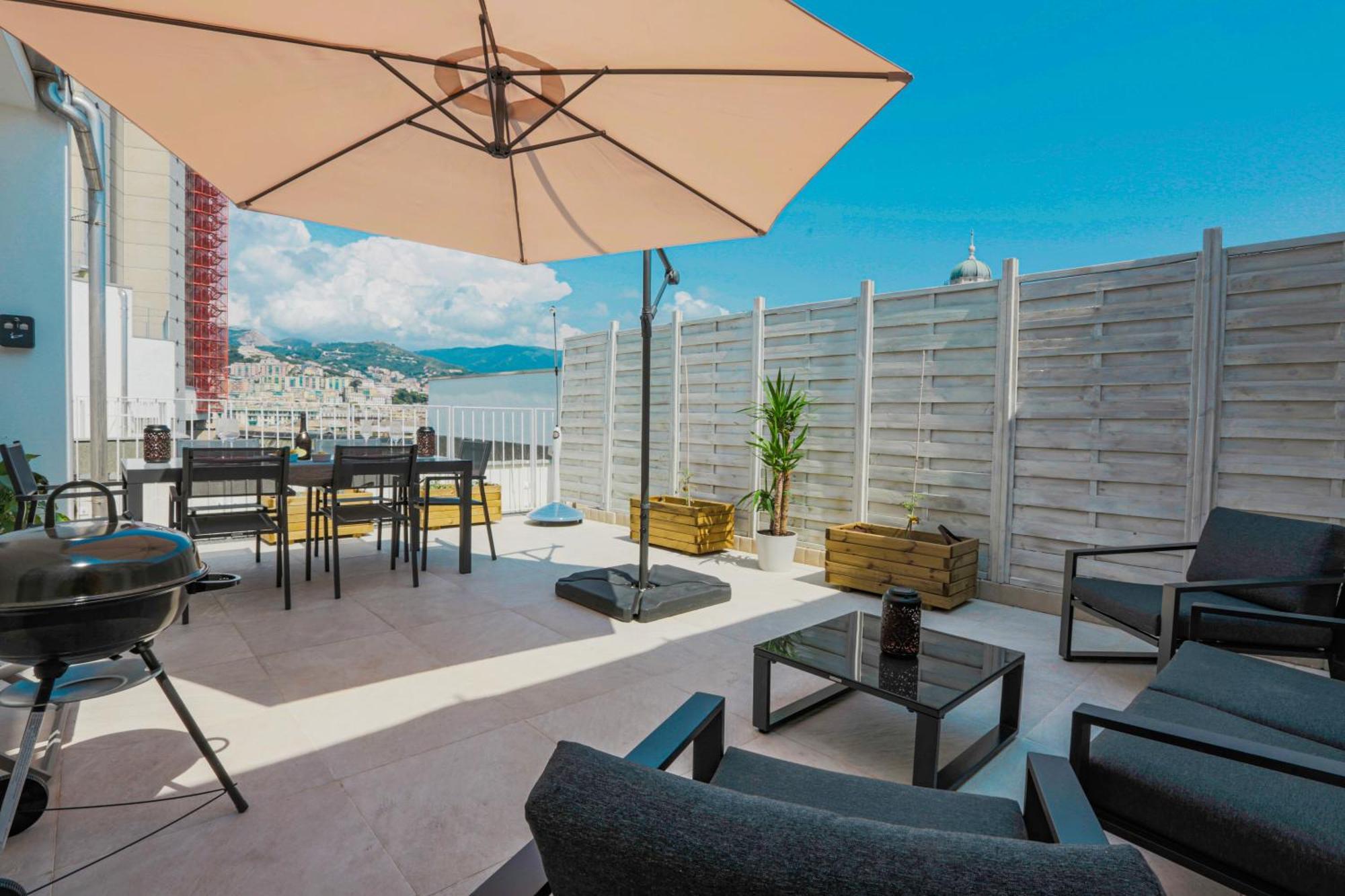 Apartmán Attico Luxury Con Parcheggio E Terrazza Vista Mozzafiato Janov Exteriér fotografie